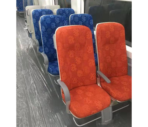 轻轨座椅
